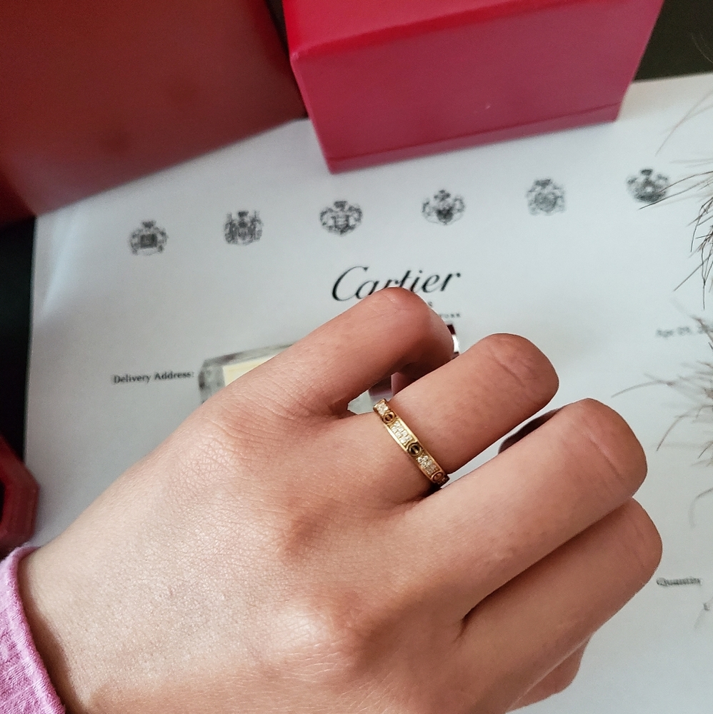 Cartier love diamond ring